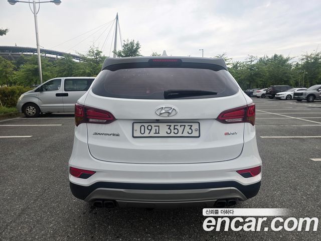 Hyundai Santafe Diesel 2.0 2WD 1 Million — пробег 107 626 км — фото 4 из 5