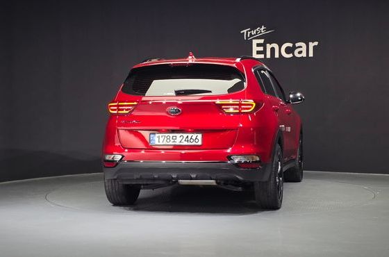 Kia Sportage Diesel 2.0 2WD Signature Gravity — пробег 104 182 км — фото 4 из 5