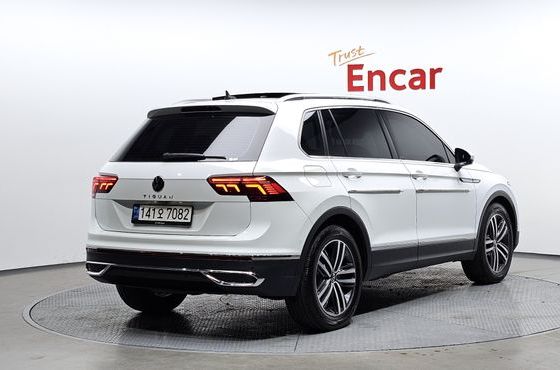 Volkswagen Tiguan 2.0 TDI Prestige — пробег 80 208 км — фото 2 из 5
