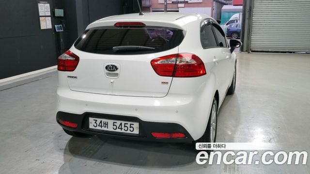 Kia pride из Кореи Encar