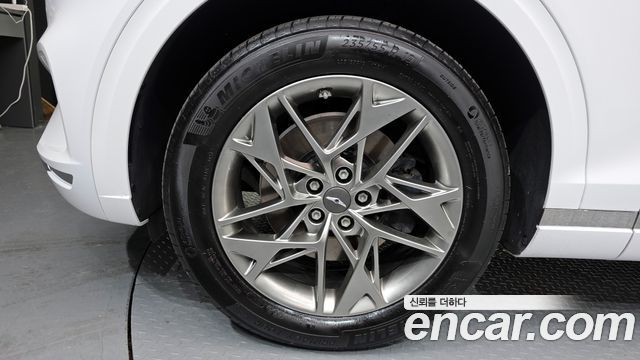 Genesis GV70 2.5T Gasoline AWD — пробег 76 152 км — фото 5 из 5