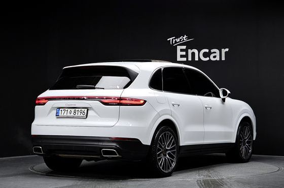 Porsche Cayenne 3.0 — пробег 40 987 км — фото 2 из 5