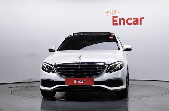Mercedes-Benz E-Class E300 4MATIC EX Intelligent Drive — пробег 54 340 км — фото 3 из 5