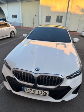 BMW 5-Series 530i xDrive M Sport — пробег 52 714 км — фото 1 из 5