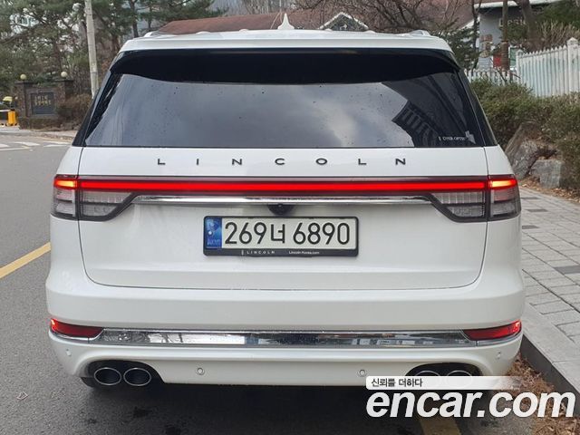 Lincoln Aviator 3.0 Black Label AWD — пробег 134 091 км — фото 4 из 5