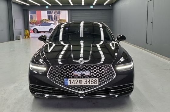 Genesis G90 3.8 AWD Structure change (Bi-fuel) — пробег 203 000 км — фото 1 из 5