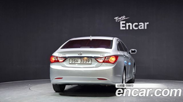 Hyundai Sonata Premier Deluxe — пробег 83 550 км — фото 4 из 5
