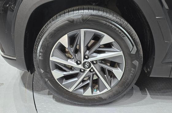Hyundai Tucson Gasoline 1.6 Turbo 4WD Premium — пробег 42 518 км — фото 5 из 5
