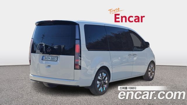 Hyundai Staria из Кореи Encar
