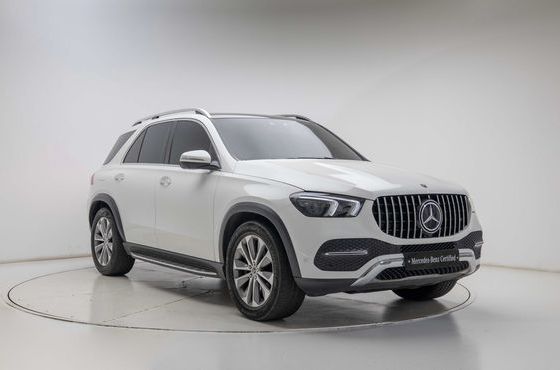 Mercedes-Benz GLE-Class GLE300d 4MATIC — пробег 57 255 км — фото 2 из 5