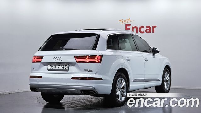 Audi Q7 из Кореи Encar