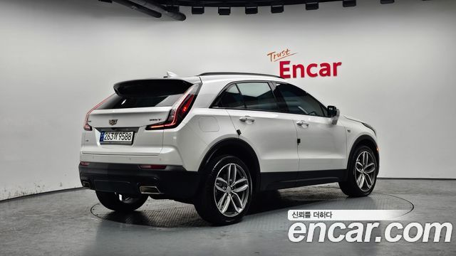 Cadillac XT4 из Кореи Encar