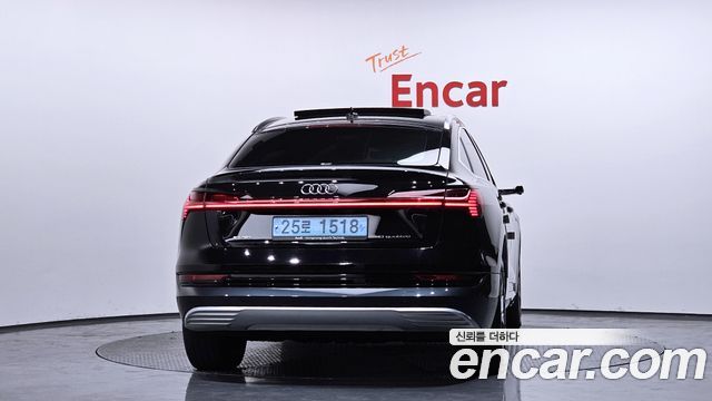 Audi e-tron из Кореи Encar