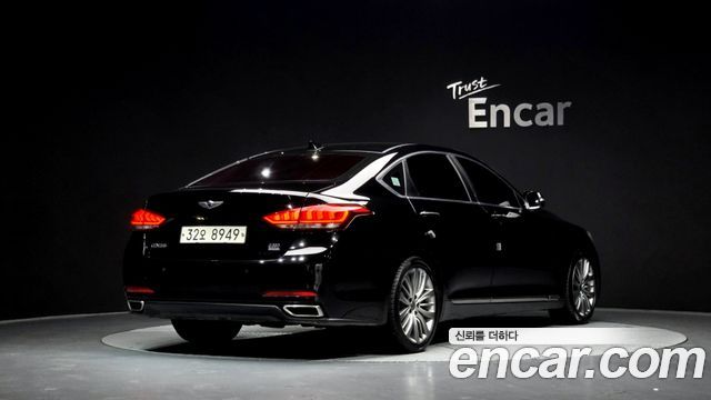 Hyundai Genesis из Кореи Encar