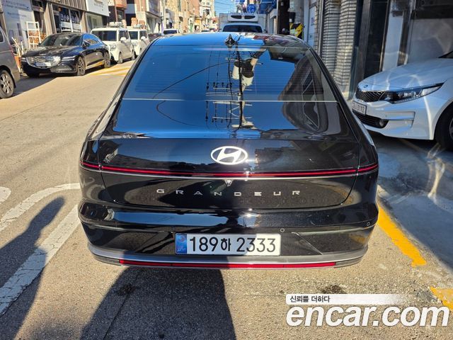 Hyundai Grandeur Premium — пробег 1 550 км — фото 4 из 5