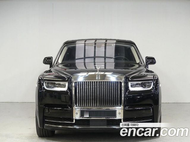 Rolls-Royce Phantom 6.7 V12 — пробег 29 000 км — фото 2 из 5