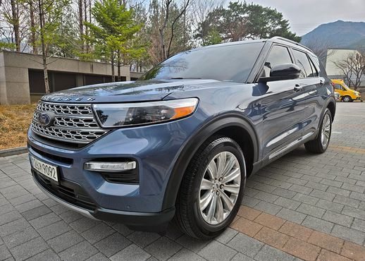 Ford Explorer 2.3 LimIted 4WD — пробег 41 698 км — фото 2 из 5