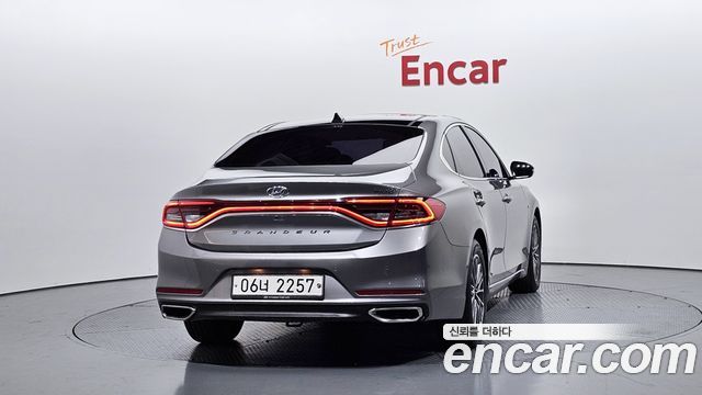 Hyundai Grandeur Exclusive Special — пробег 126 734 км — фото 4 из 5