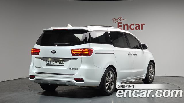 Kia Carnival из Кореи Encar