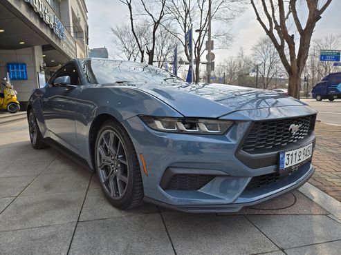 Ford Mustang 2.3 EcoBoost Premium Coupe — пробег 23 000 км — фото 1 из 5