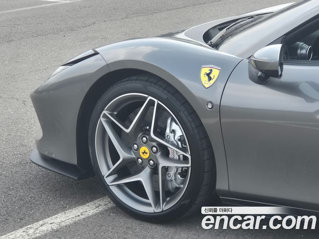Ferrari F8 из Кореи Encar