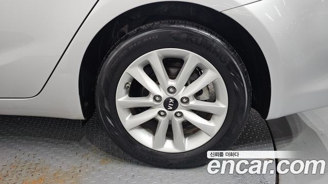 Kia K3 из Кореи Encar