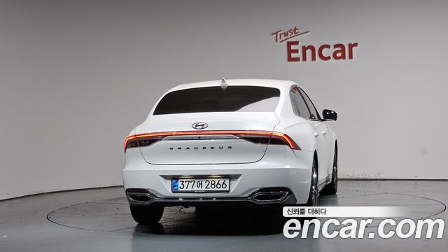 Hyundai Grandeur из Кореи Encar