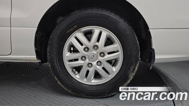 Hyundai Starex Van 5-Seater Smart — пробег 19 070 км — фото 5 из 5