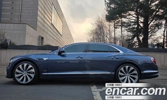 Bentley Flying Spur 6.0 — пробег 55 000 км — фото 5 из 5