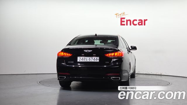Hyundai Genesis из Кореи Encar