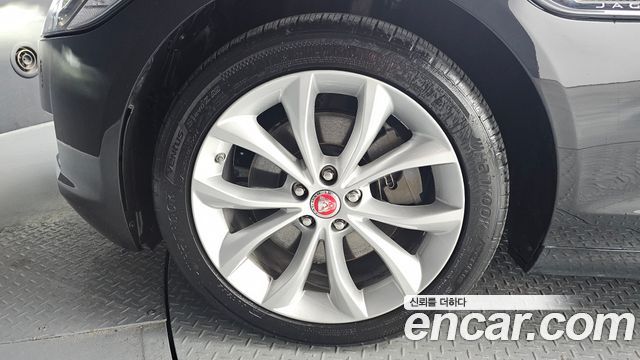 Jaguar XF из Кореи Encar