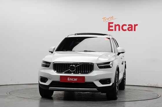 Volvo XC40 B4 Inscription — пробег 39 468 км — фото 3 из 5
