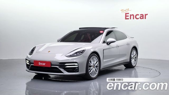 Porsche Panamera 2.9 AWD — пробег 12 320 км — фото 1 из 5
