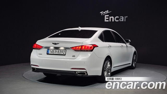 Hyundai Genesis из Кореи Encar