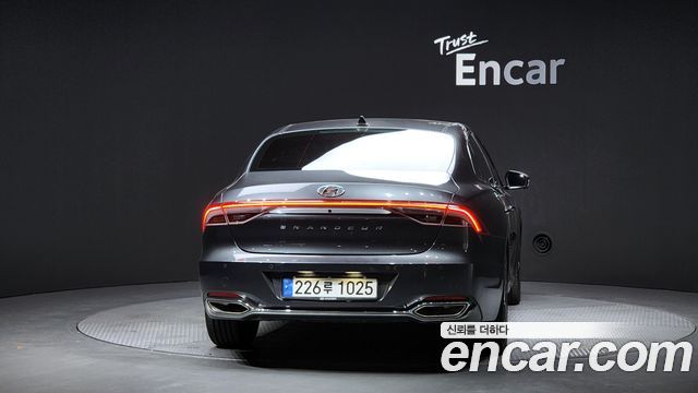 Hyundai Grandeur из Кореи Encar