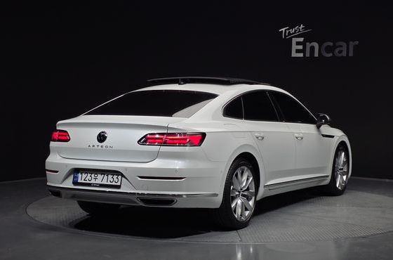 Volkswagen Arteon 2.0 TDI Prestige — пробег 44 752 км — фото 2 из 5