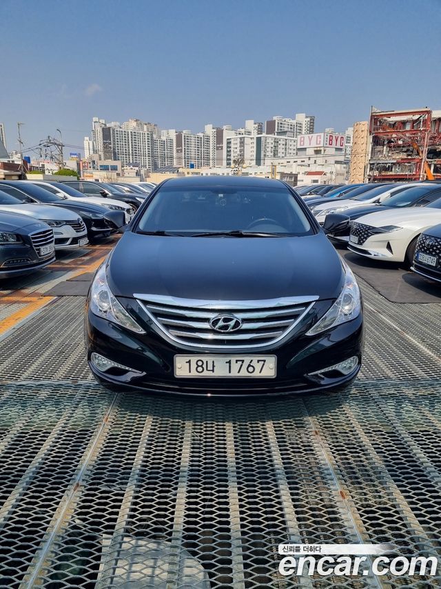 Hyundai Sonata CVVL Smart — пробег 188 708 км — фото 1 из 5