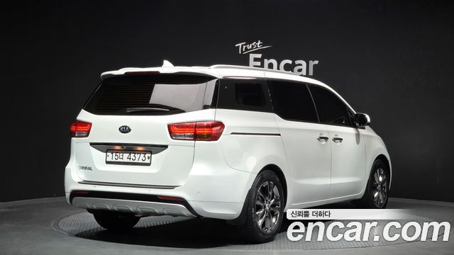 Kia Carnival из Кореи Encar