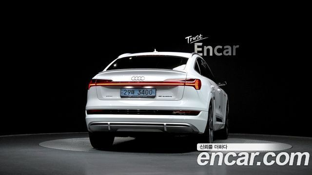 Audi e-tron из Кореи Encar