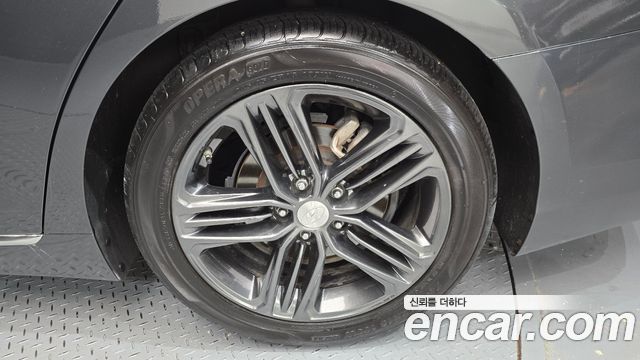 Hyundai Grandeur из Кореи Encar