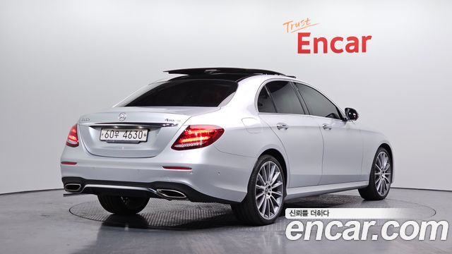 Mercedes-Benz E-Class из Кореи Encar