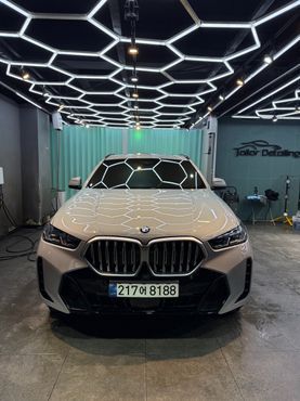 BMW X6 xDrive40i M Sport — пробег 48 594 км — фото 1 из 5