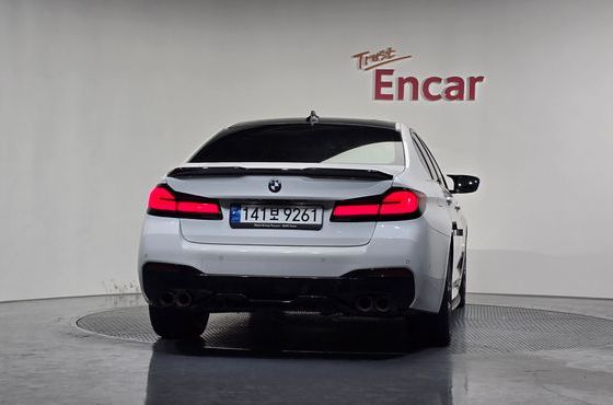 BMW 5-Series 530i M Sport Package — пробег 73 606 км — фото 4 из 5