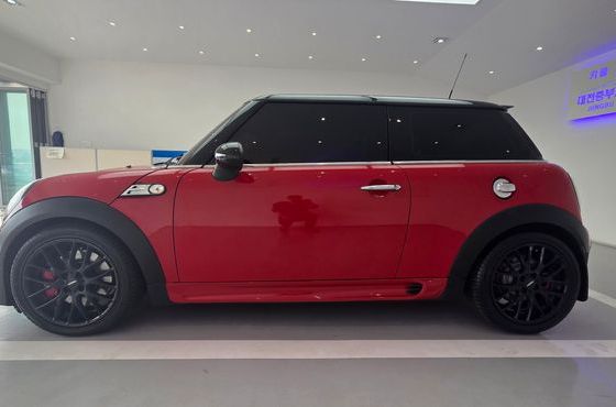 Mini Cooper JCW 2nd Generation — пробег 176 165 км — фото 4 из 5
