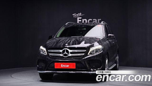 Mercedes-Benz GLE-Class GLE350 d 4MATIC — пробег 142 650 км — фото 3 из 5