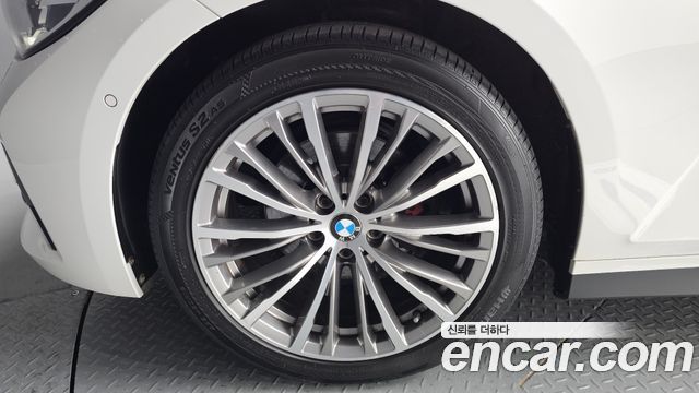 BMW 3-Series из Кореи Encar