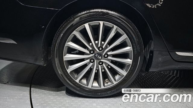 Kia K7 из Кореи Encar