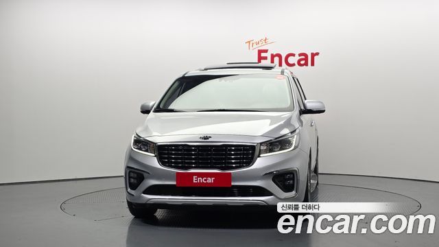 Kia Carnival из Кореи Encar