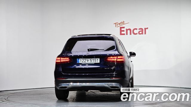 Mercedes-Benz GLC-Class GLC220 d 4MATIC Premium — пробег 99 620 км — фото 4 из 5