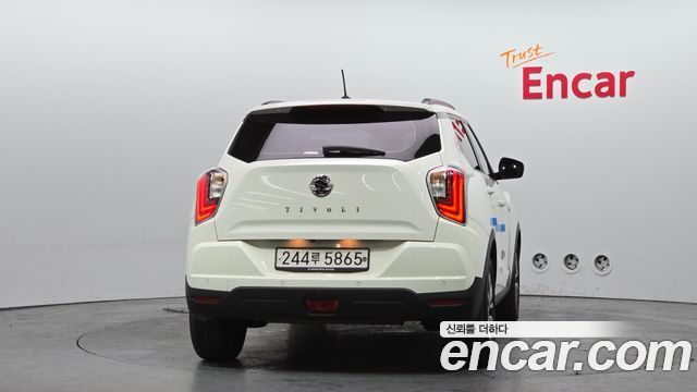 Ssangyong TIBOLI из Кореи Encar